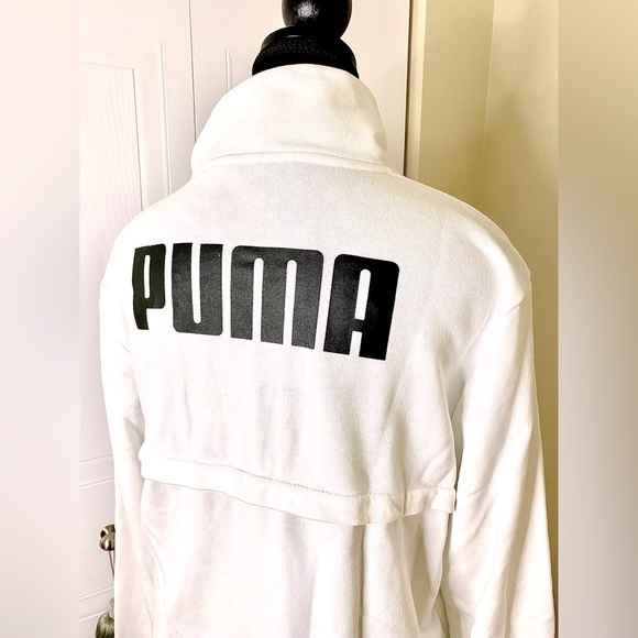 Puma full zip sweatshirt w/ shorter front,  longer back. Pockets. White & black. - Picture 1 of 11